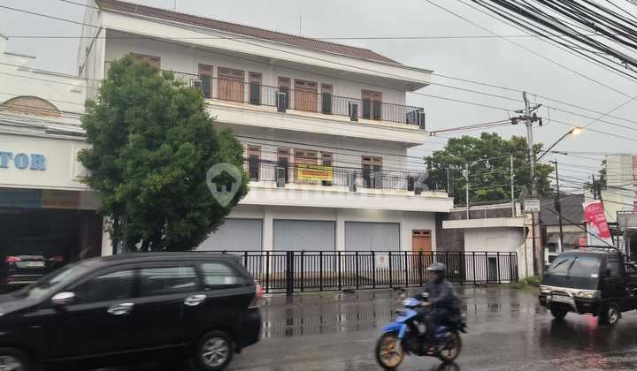 Ruko 3 Lantai di Komplek Ruko, Nogotirto, Gamping, Sleman, Jogja