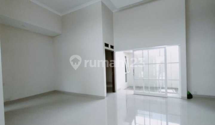 Disewakan Rumah Nyaman di Kalasan: Sudah Ada AC & Water Heater! Cuma 28 Juta/Tahun, Siap Huni untuk Keluarga Kecil