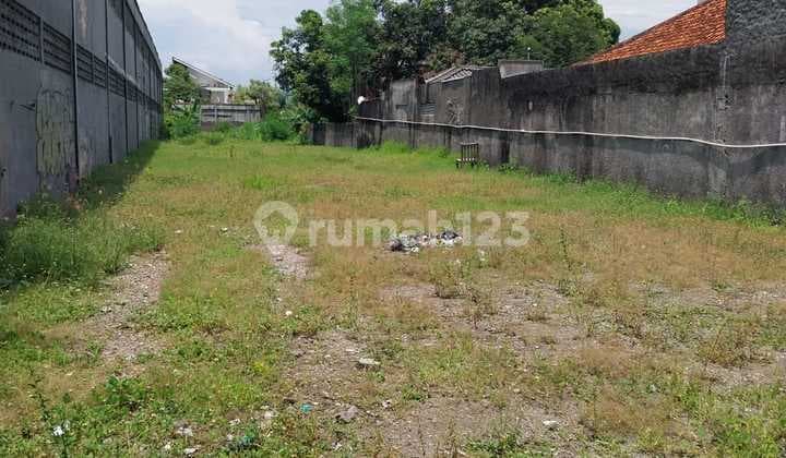 For Sale: Large 1,001 M2 Land Plot in Rejowinangun, Kotagede, Yogyakarta