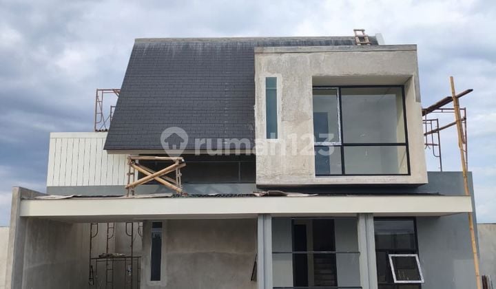 Dijual Rumah Pesan Bangun Lokasi Strategis Godean Sleman