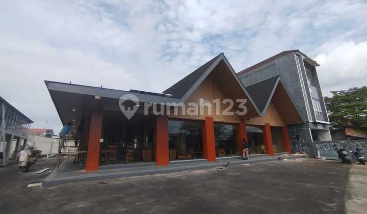 Disewakan Bangunan Resto Siap Pakai Lokasi Startegis Sleman