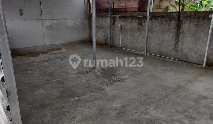 Land Suitable for Workshop in Bekasi with Truck Accessible Road