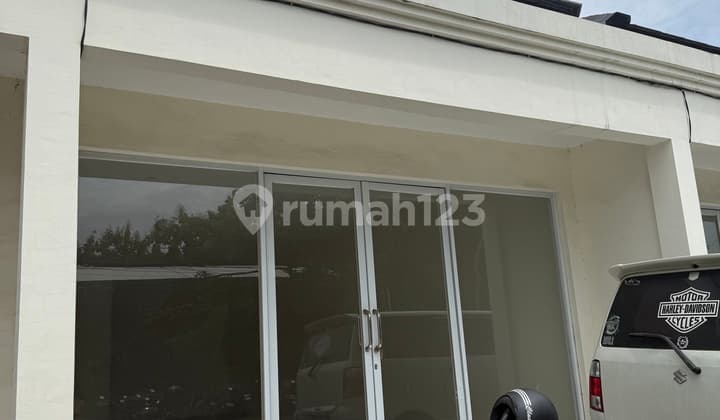 Toko Siap Pakai di Labuan Sait Sangat Strategis