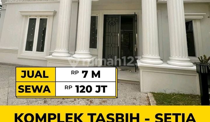 Rumah Mewah Posisi Hook Plus Kolam Renang Komplek Tasbih Medan
