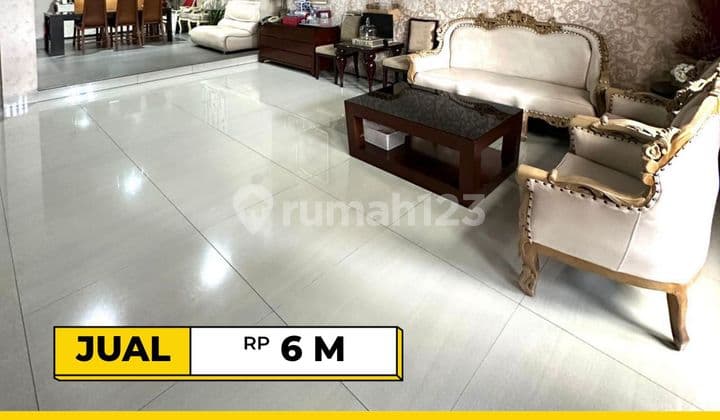 Rumah Villa Lebar 10 Mtr di Jantung Medan Simpang Jl Multatuli