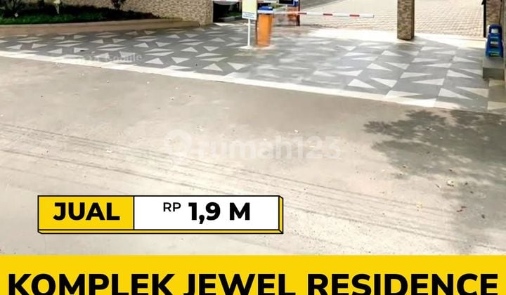 Rumah Baru Siap Huni 2,5 Tingkat Komplek Jewel Residence