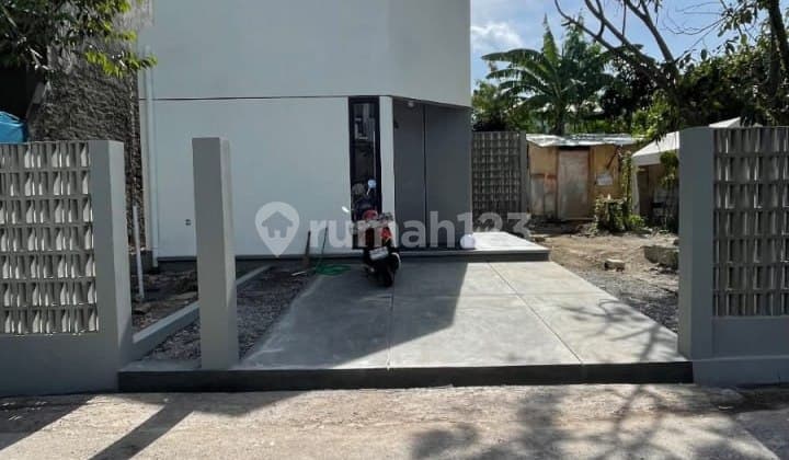 Jual Rumah Desain Modern Lokasi Antapani