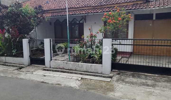 Dijual Rumah Lama Terawat Termurah Jarang Ada Luas Tanah Besar Buahbatu Soekarno Hatta