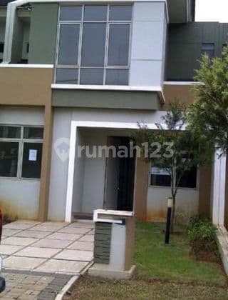 Rumah 3 BR di Naturale Foresta BSD, Tangerang Selatan