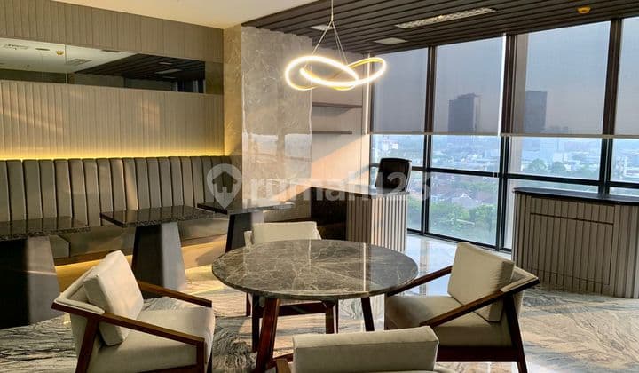 Disewakan Apartemen Luxury The Smith Full Furnished Siap Huni