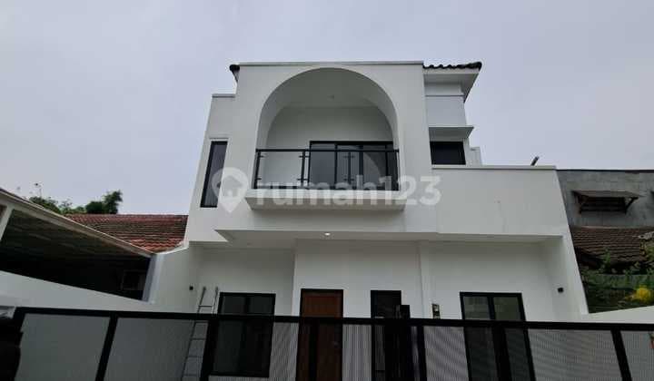 New House Ready to Live in at Kencana Loka BSD, South Tangerang