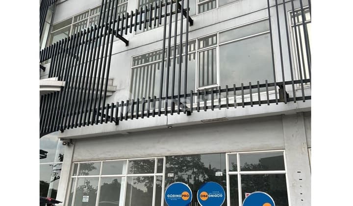 Disewakan Ruko Treepark City 3 Lantai di MH Thamrin Cikokol, Tangerang