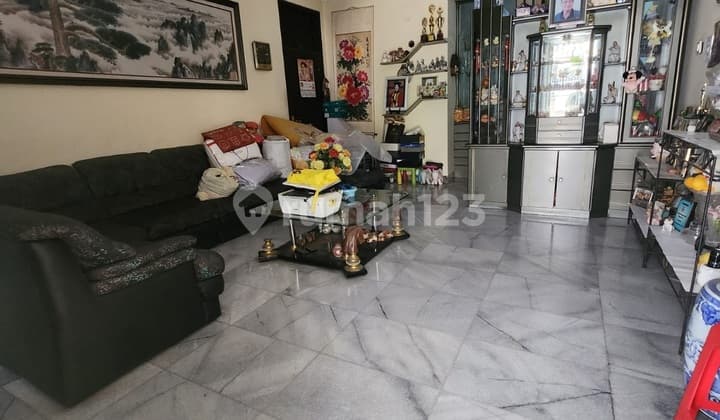 2-STORY HOUSE GREEN GARDEN WEST JAKARTA