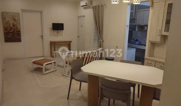 Rumah 2 Lantai Di Bintaro Sektor 2