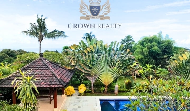 Relaxed Coastal Living In A Beautiful Kayuputih Villa