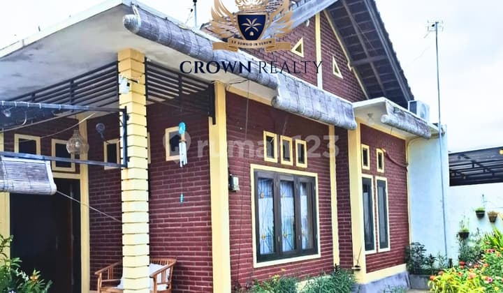 Best Value Furnished House in Strategic Lovina Banyualit Area