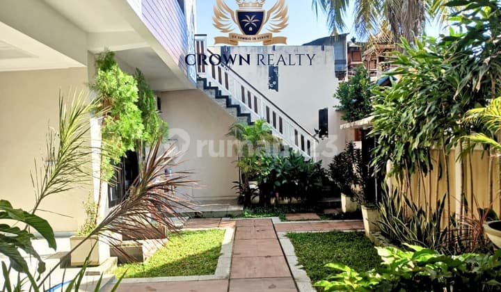 Strategic 4-Bedroom Villa in Lovina, Just Minutes from the Beach