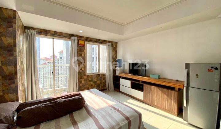 Sewa Studio Royal Mediterania Garden Tanjung Duren Dekat Kantor, Universitas, Mall Central Park