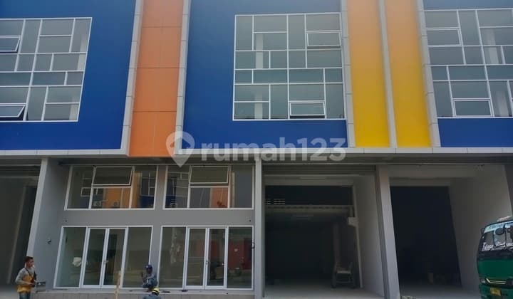 Gudang Siap Pakai Duta Indah Iconic Luas 243M Samping Tol
