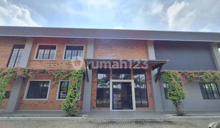 Bangunan Pabrik Dalam Kawasan Pergudangan Tangerang Luas 4000M