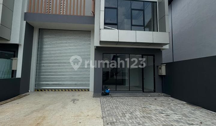 Blessindo Industrial Zone Warehouse, 10 Meters Wide