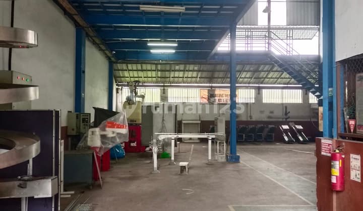 Factory/Warehouse Taman Tekno Hook Position Including Office
