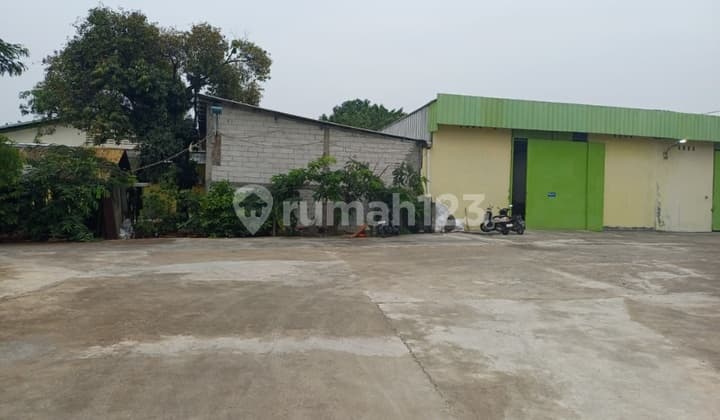 Gudang Siap Pakai di Pinggir Jalan Karawaci bisa di Lalui Container 40"