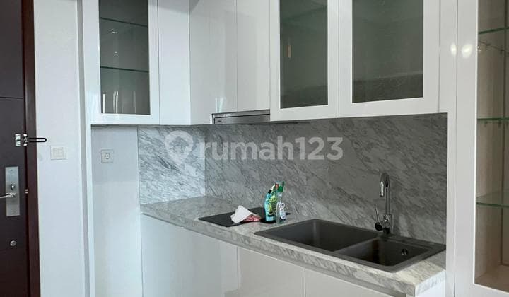 Apartemen Siap Huni Selqngkah Menuju Mall Kota Kasablanka 2 Kamar Tidur