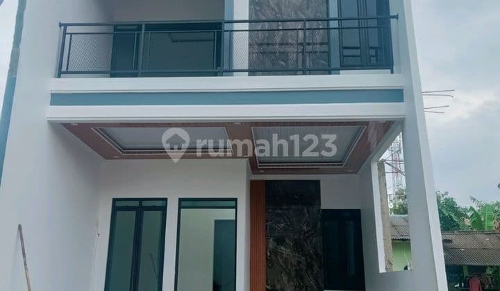 Rumah di Perkotaan Dekat Stasiun Depok Baru dan Pintu Toll