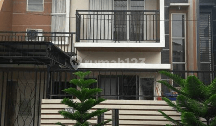 Hunian Sultan Jakarta Timur - Metland Menteng. Mewah, Nyaman, & Harga Negotiable