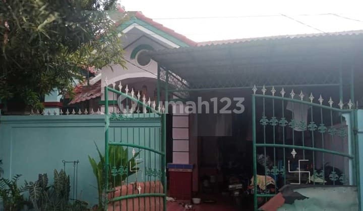 Rumah asri, dijual cepat harga nego sampai jadi di Perum. Alam Raya
