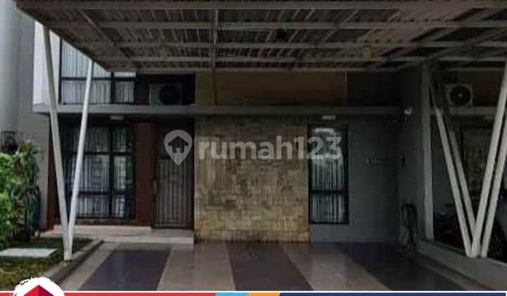 Sell fast! Luxury House in Metland Menteng Strategic Location & Flood-Free