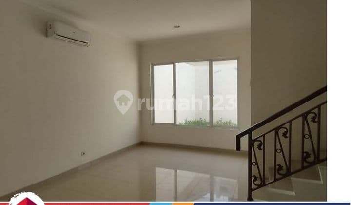 Jual Rumah Siap Huni 3Kt Semi Furnish ,Letak Strategis di Jgc Cluster Laseine Jakarta Timur