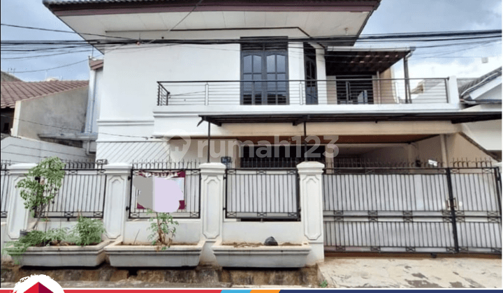 Unit Tebatas! Rumah Mewah Harga Nego di Rawamangun - Lokasi Strategis