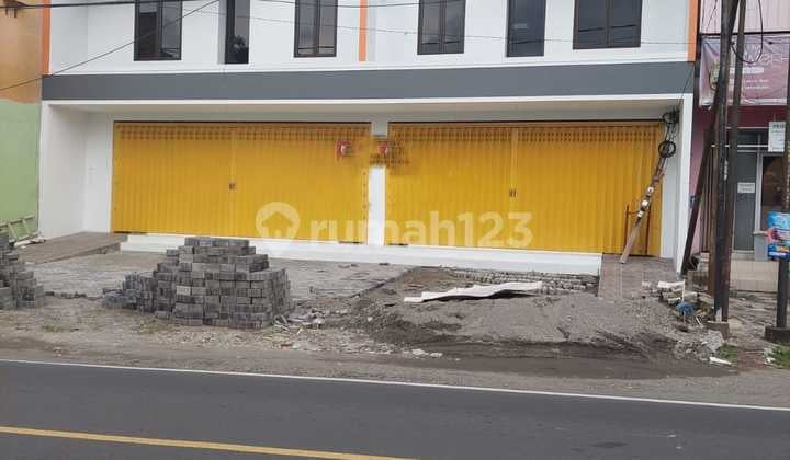 New 2-Story Shophouse for Rent in Kesamben