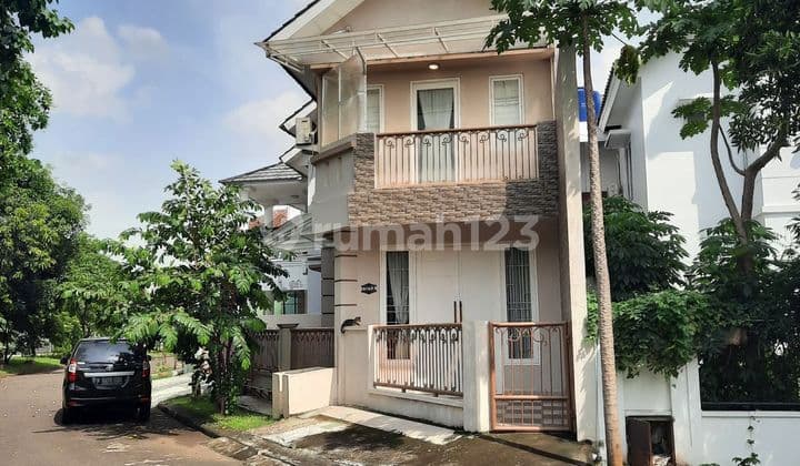 Seriously, Quick Sale 2-Story House in Royal Residen Pulogebang, East Jakarta.