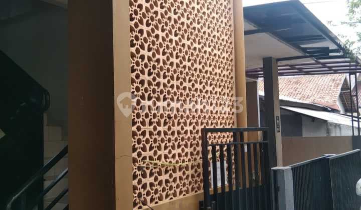 Dijual Rumah dan Kostan Aktif 2 Lantai Dekat MRT Lebak Bulus