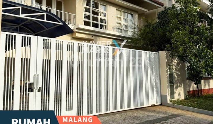 Rumah Furnished di Jalan Utama Cluster Golf, Kota Araya Malang