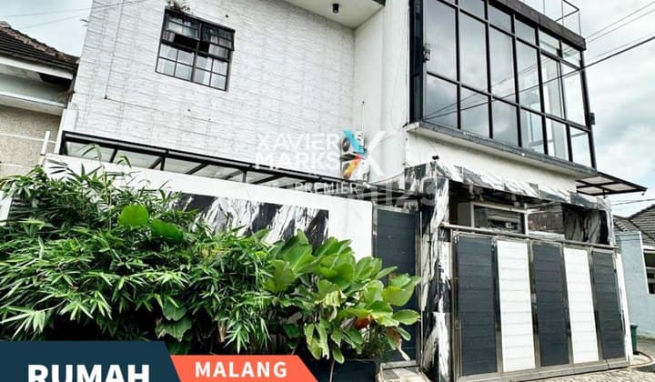 Rumah Villa Mewah Modern Siap Huni di Karangploso, Malang