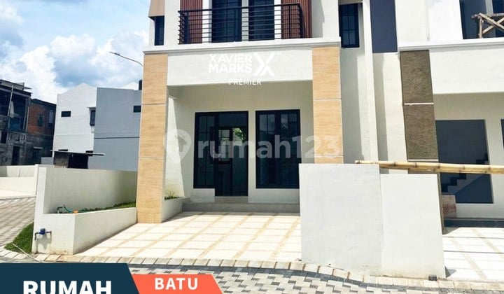 Rumah Modern Minimalis Ala Villa Affordable di Green Amalia, Junrejo Batu