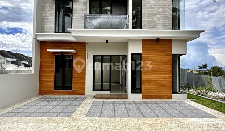 Rumah Inden Di Area Villa Dieng Residence Malang