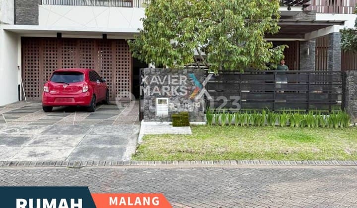 Rumah Luas dan Besar di Araya Golf Boulevard, Malang