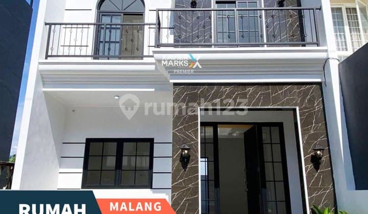 Rumah American Classic Siap Huni di Ikan Ikan Lowokwaru Malang