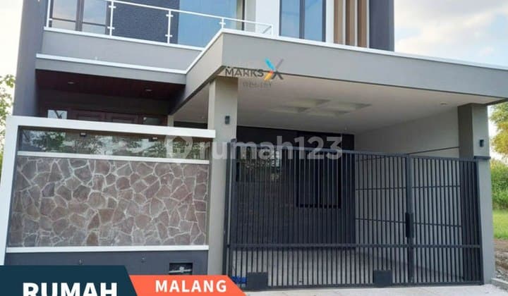 Rumah Design Modern Lokasi di Cluster Valley The Araya Malang