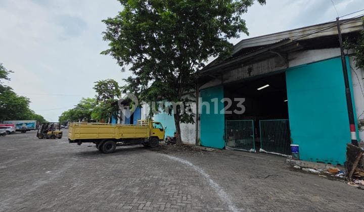 Gudang Siap Pakai di Margomulyo Surabaya