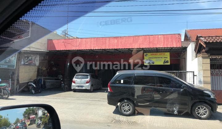 Disewakan Ruko Raya Rungkut Cocok untuk Usaha