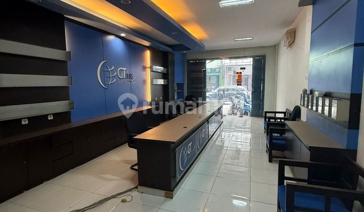 Dijual Ruko Panji Makmur Semi Furnished 3 1/2 Lantai Terawat!