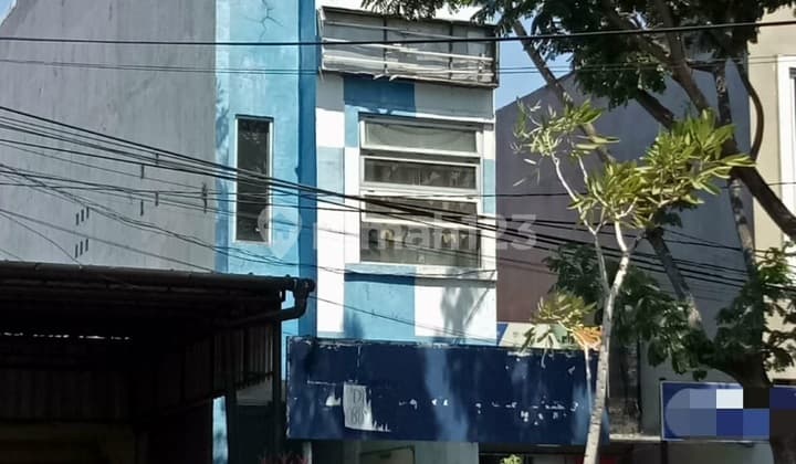 SHOPHOUSE 0 MAIN ROAD KUTAI 3 FLOORS FOR SALE