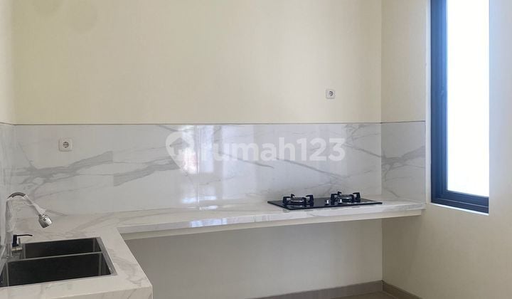RUMAH BARUK JEJER BANGUNAN BARU HIQH QUALITY SELANGKAH KE MERR