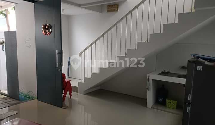 Rumah Royal Residence 2 Lantai Full Furnished For Rent